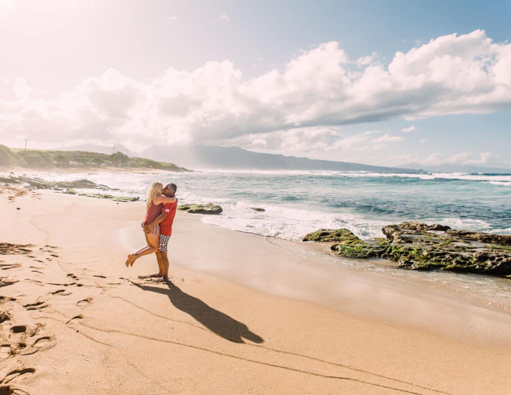 hawaii couple on beach