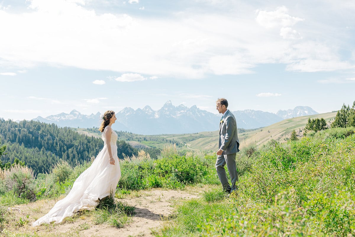 wedding couple eloping in grand teton national park